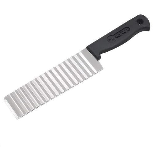 Kiwi waving knife